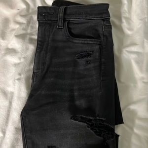 American Eagle size 2 short ripped